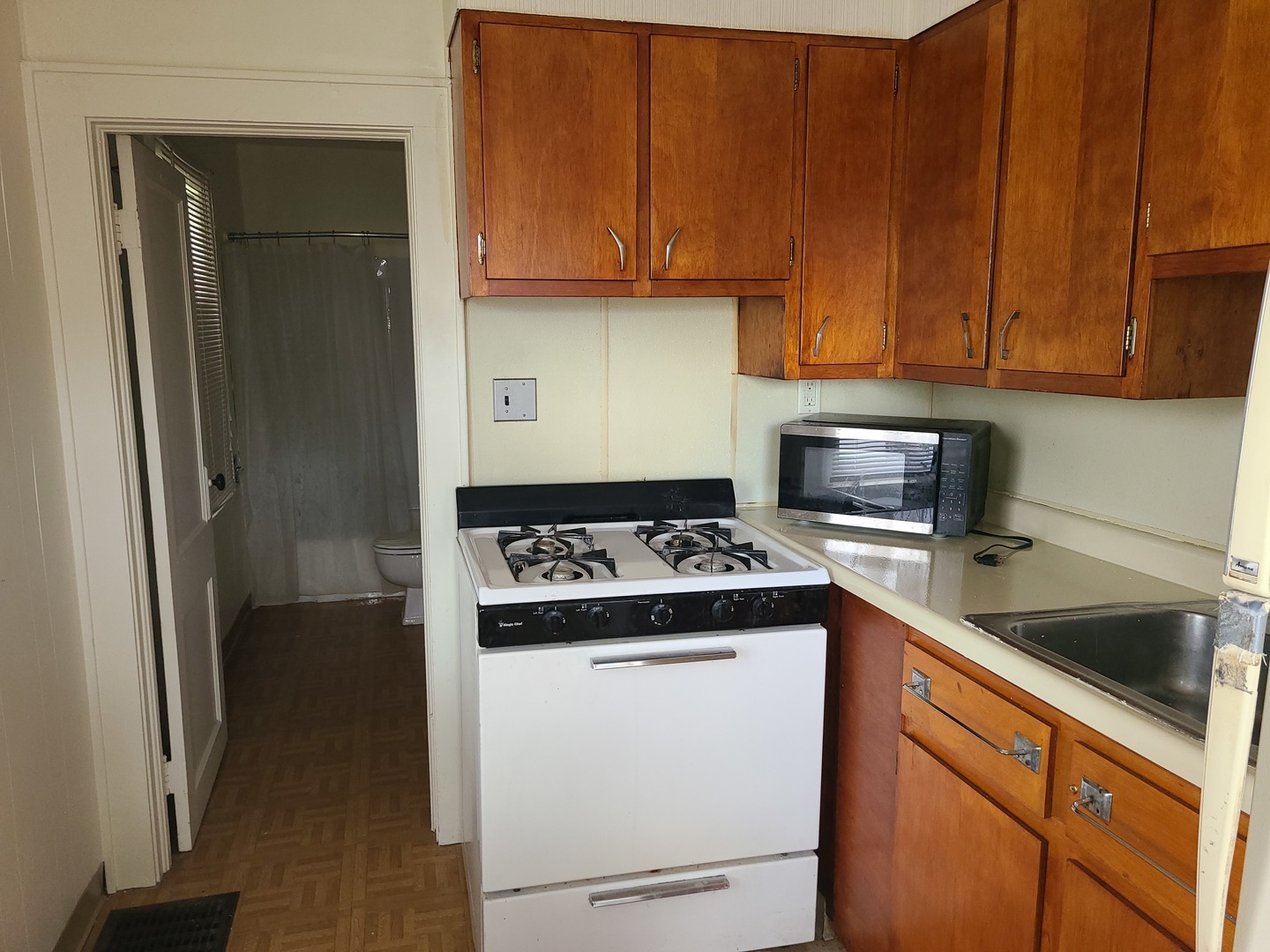 3121 Chicago Road Property Photo 7