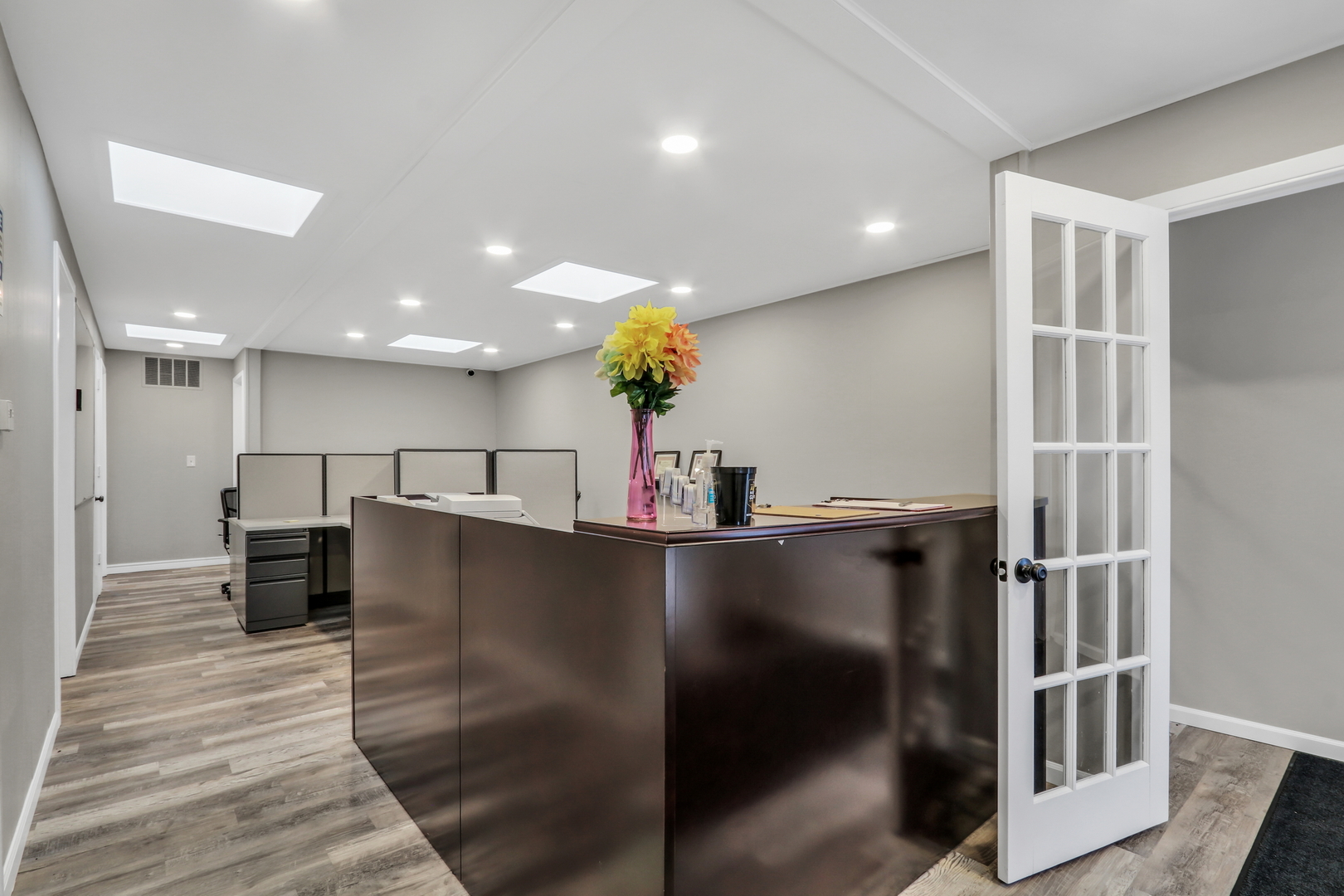 12560270 Property Photo 10
