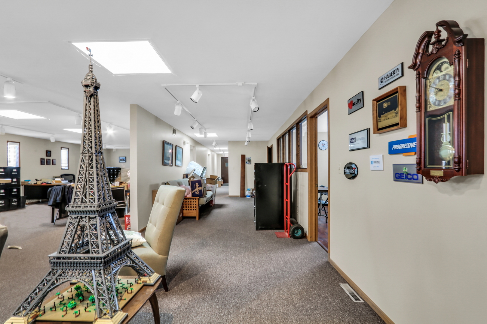 12560270 Property Photo 19