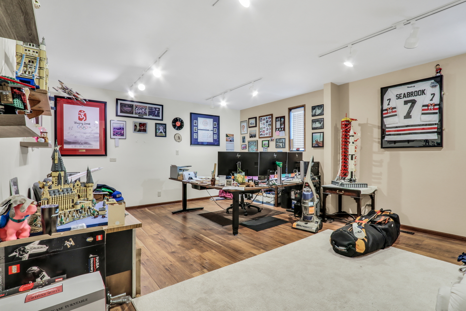 12560270 Property Photo 25