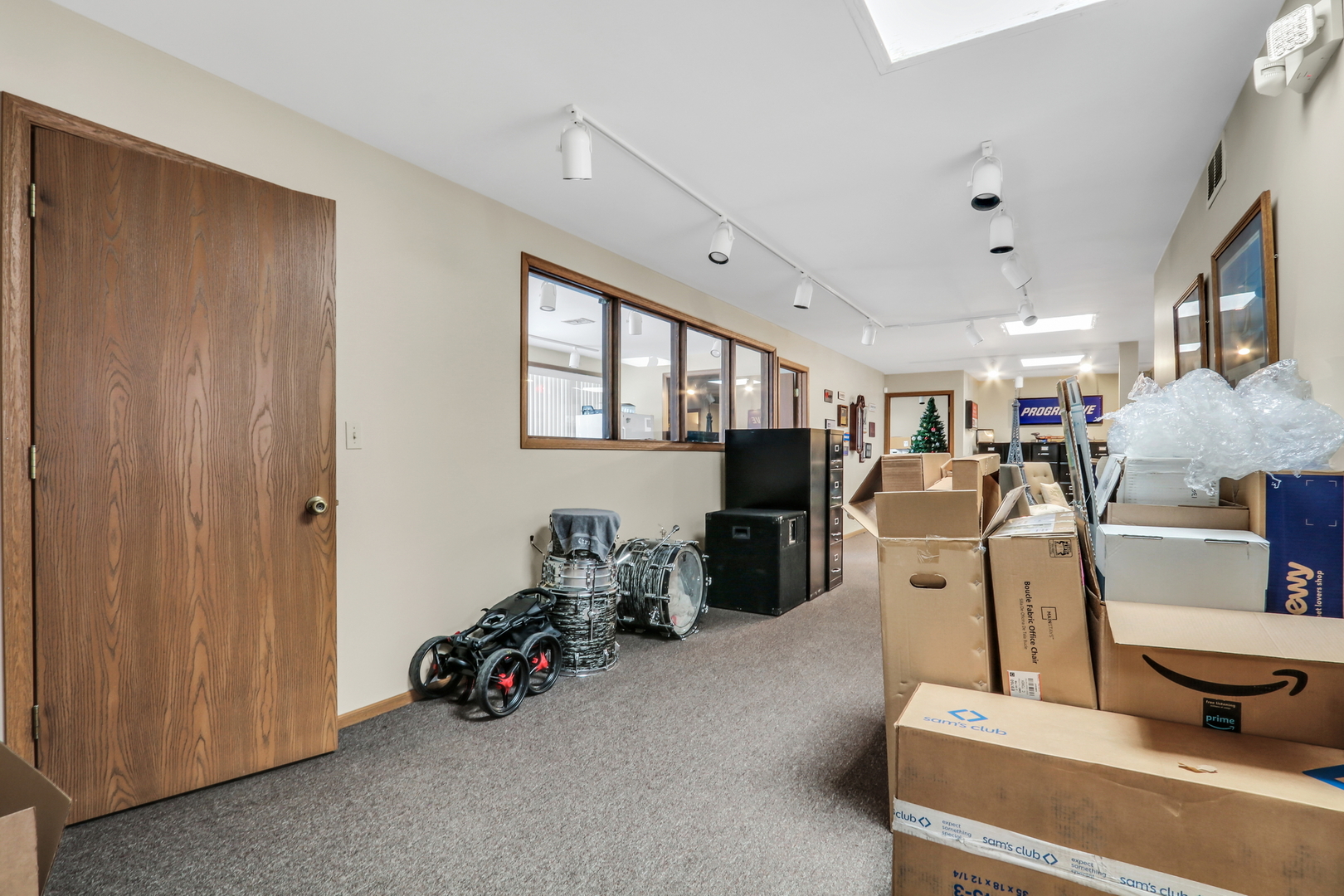 12560270 Property Photo 27