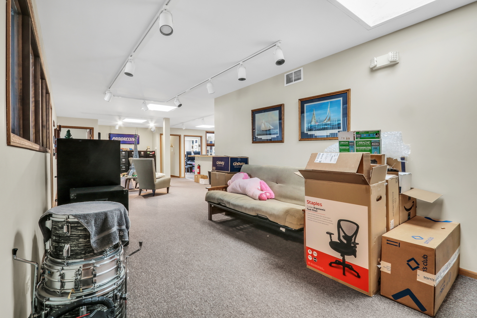 12560270 Property Photo 28