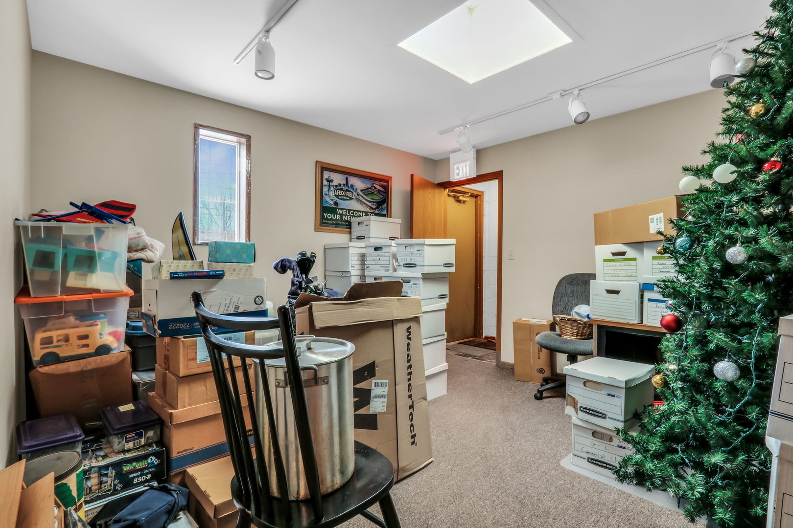 12560270 Property Photo 33