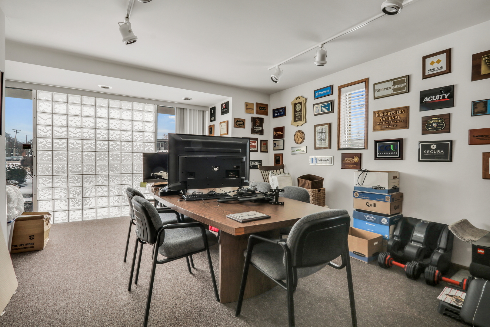12560270 Property Photo 35