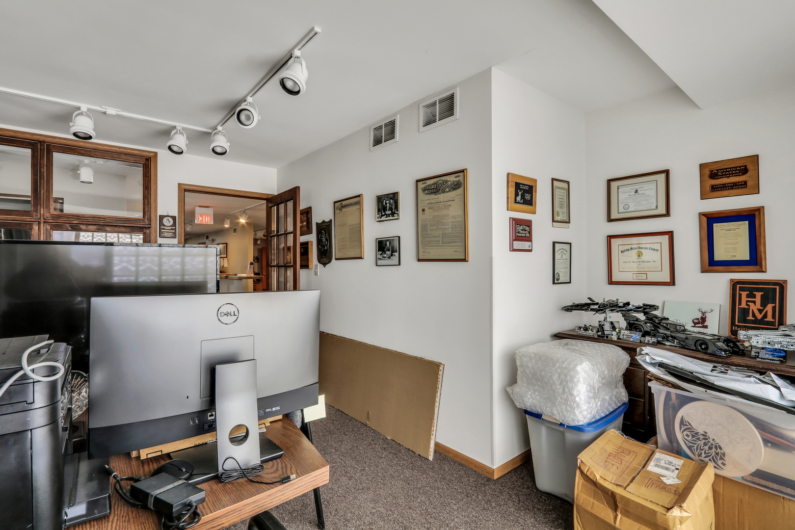 12560270 Property Photo 36