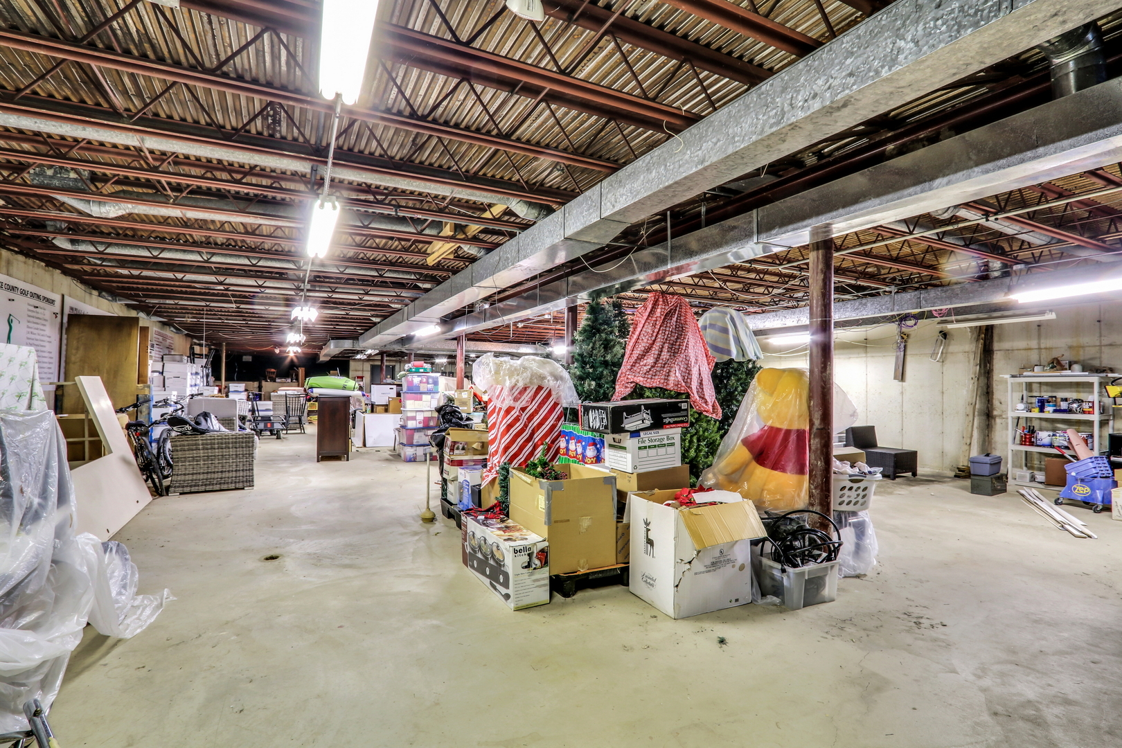12560270 Property Photo 37
