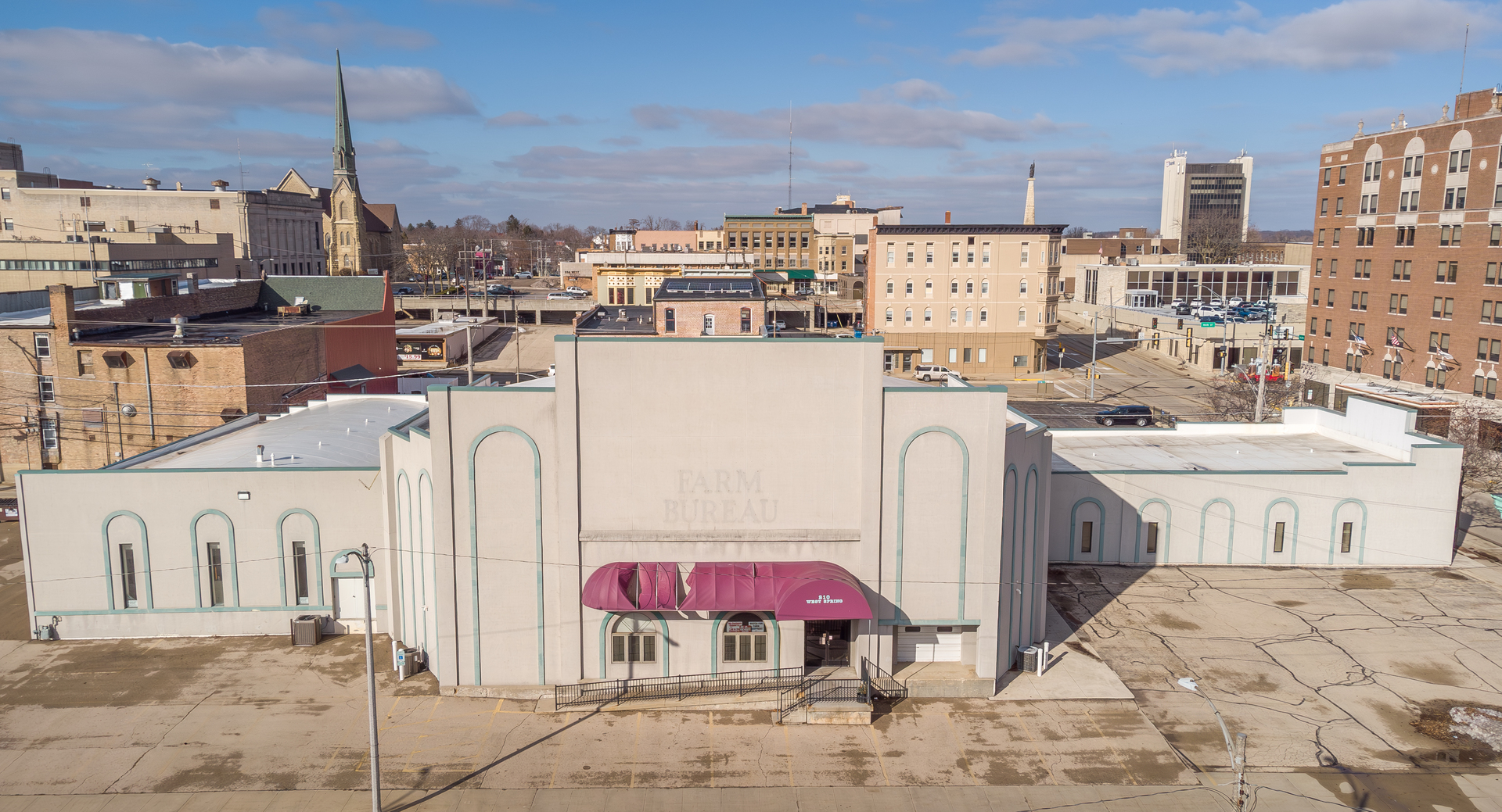 210 W Spring Street Property Photo 1
