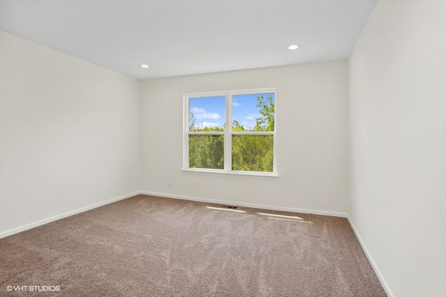 239 Stonington Drive Property Photo 18