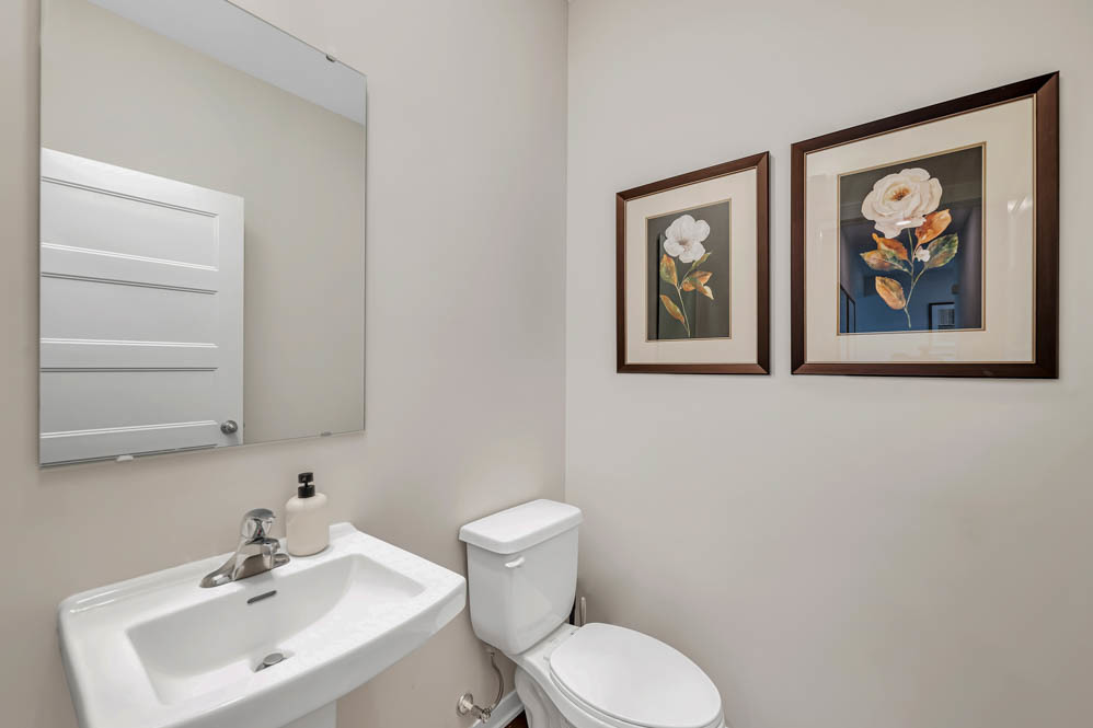 1242 Tiger Lily Drive Property Photo 5