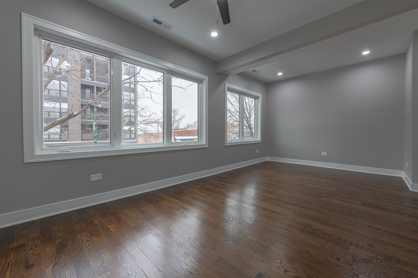 3044 W Irving Park Road Property Photo 16