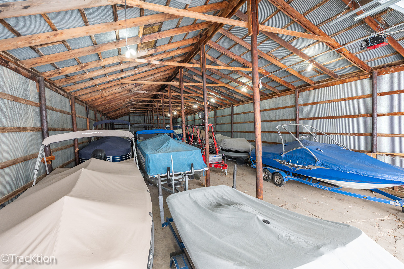 10719 Commercial Street Property Photo 4