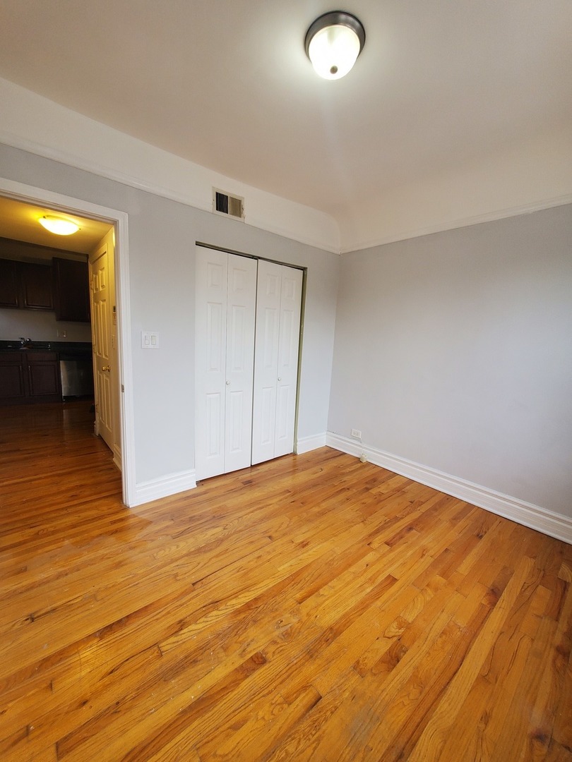 44 N Menard Avenue B-2 Property Photo 10