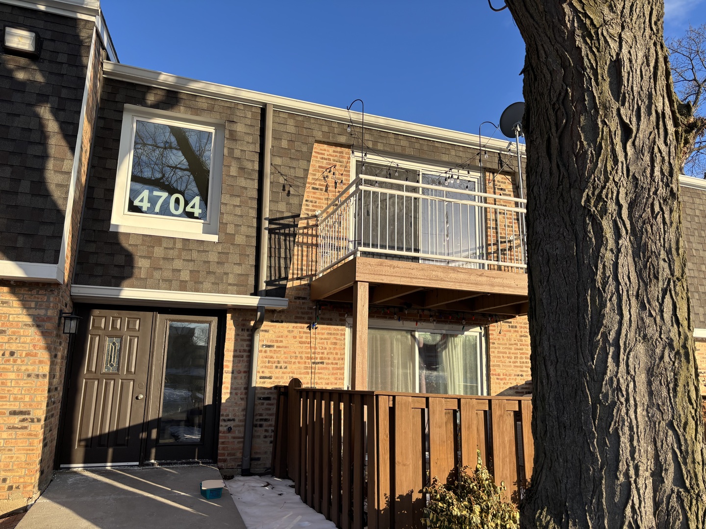 4704 Euclid Avenue 2d Property Photo 1