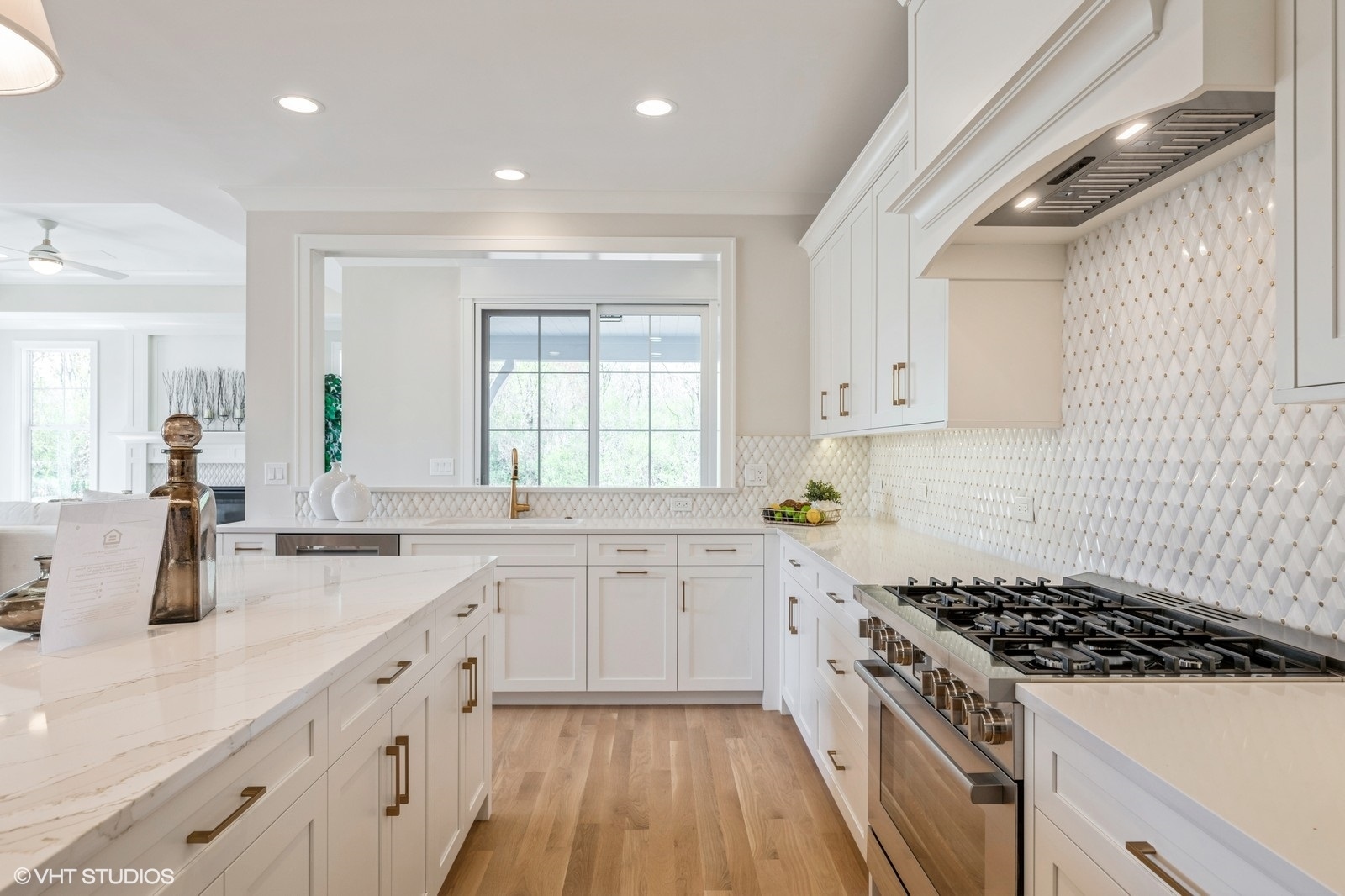 12562149 Property Photo 10