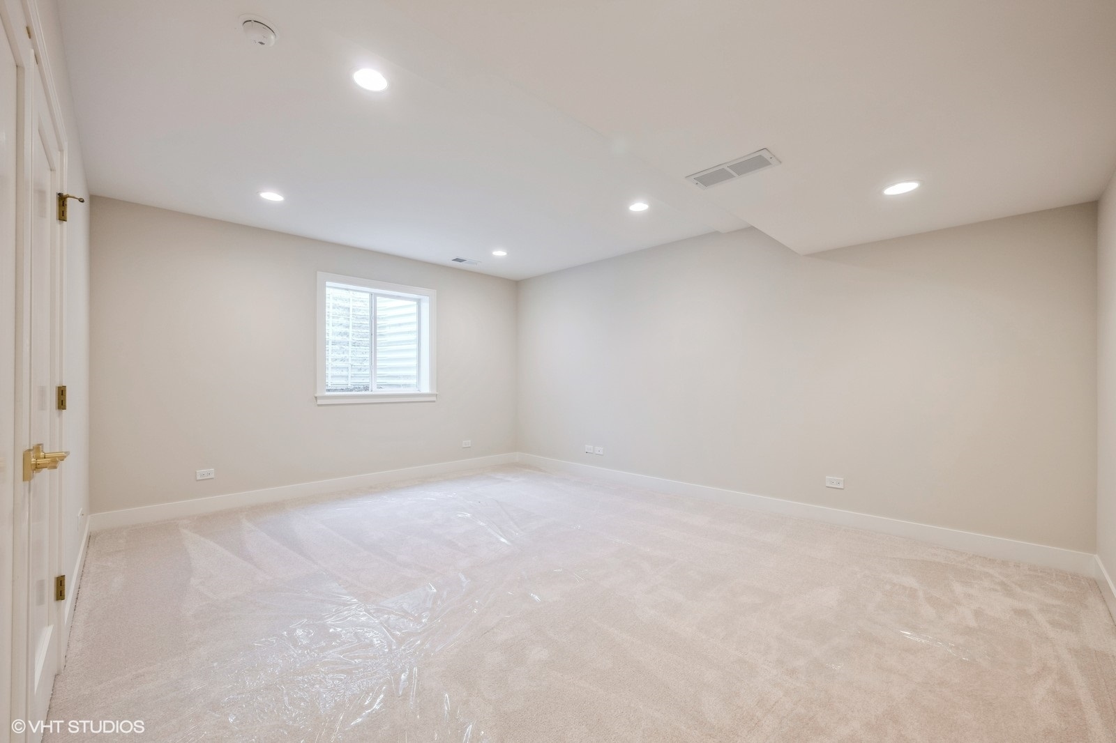 12562149 Property Photo 18