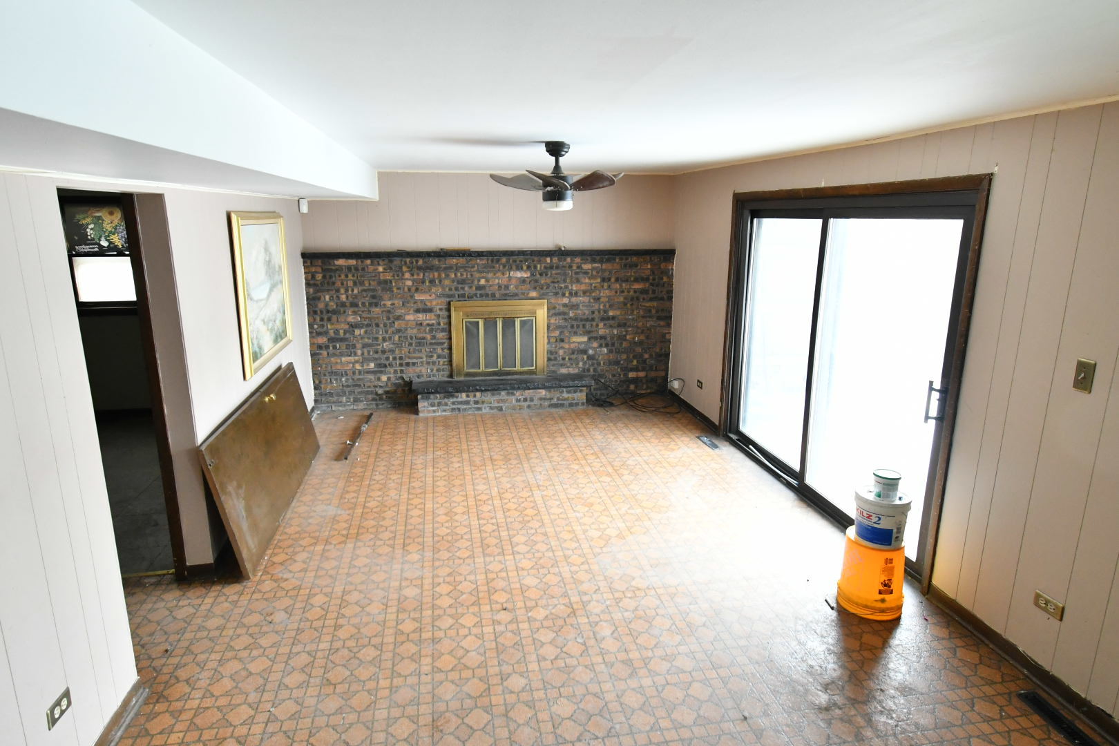 17032 Cregier Avenue Property Photo 11