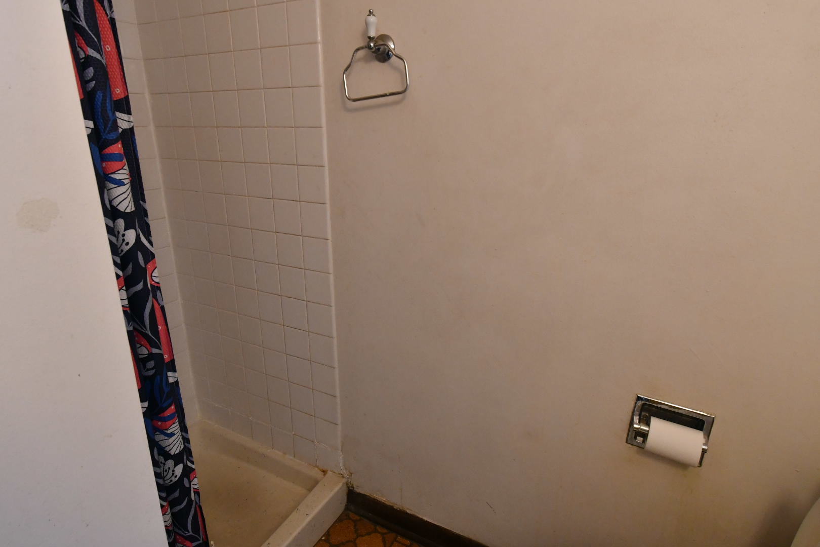 17032 Cregier Avenue Property Photo 15