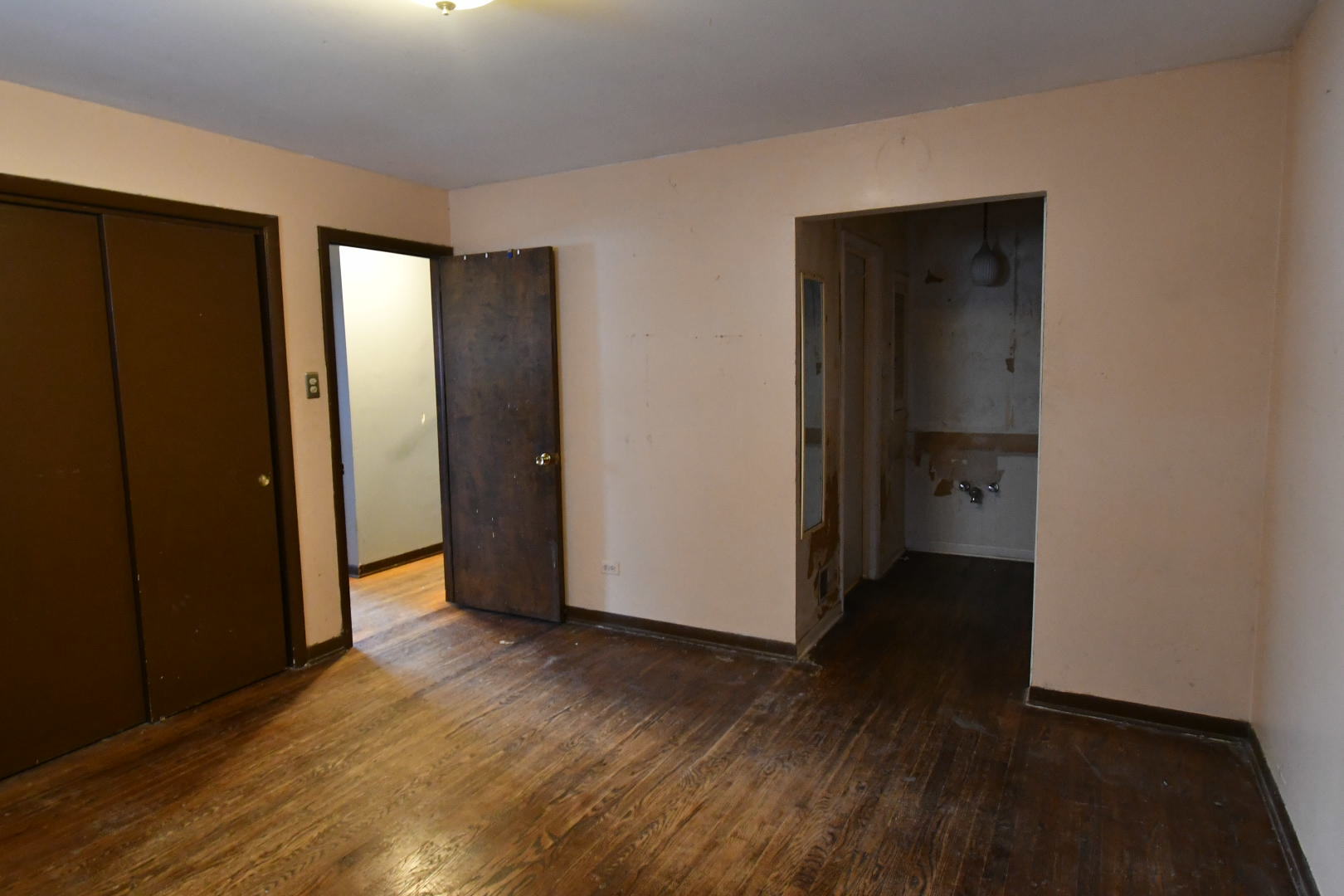 17032 Cregier Avenue Property Photo 17