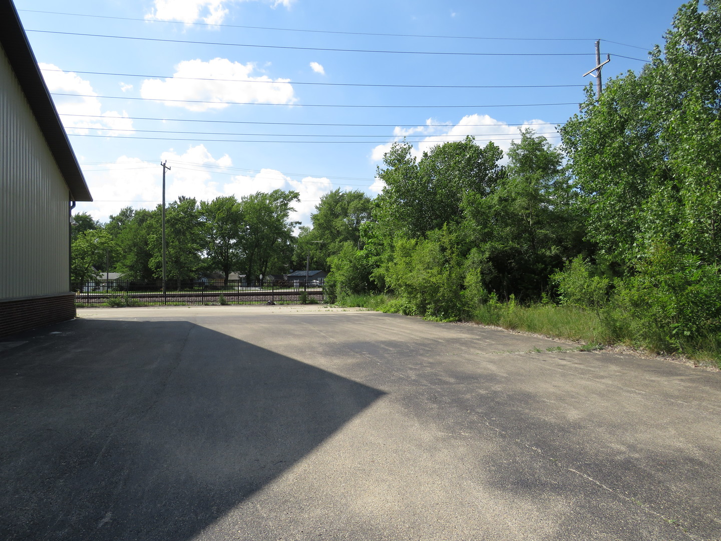 464 S Front Street Property Photo 11