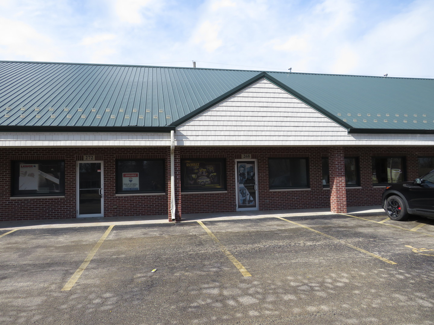 464 S Front Street Property Photo 14