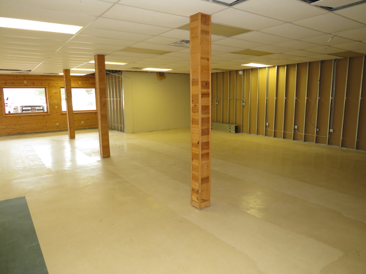 464 S Front Street Property Photo 24
