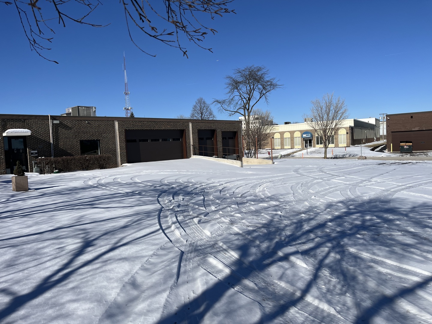 3075 Tollview Drive Property Photo 3