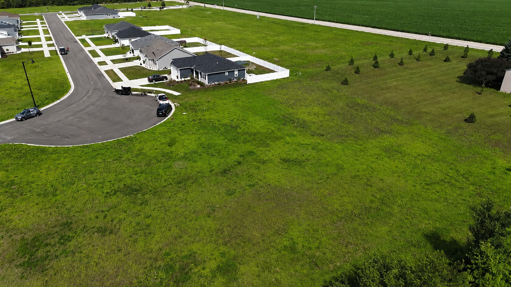 3 Crossing Court Property Photo 3
