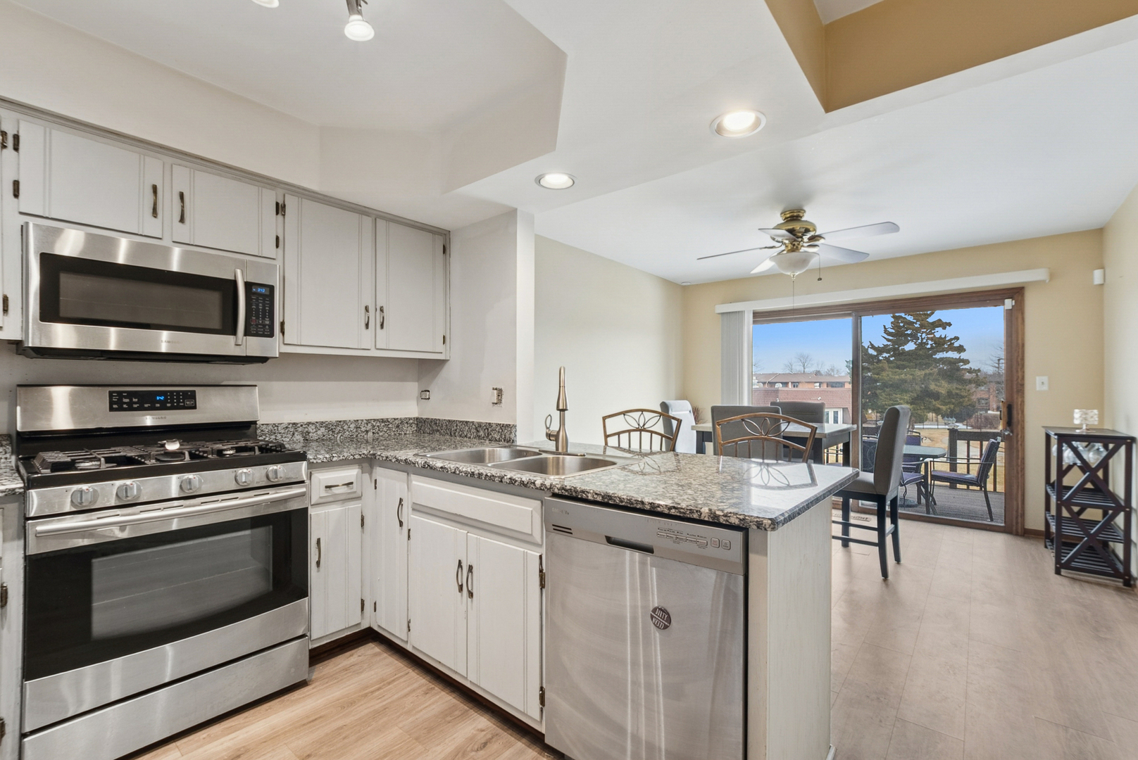 1429 Woodhollow Drive Property Photo 8