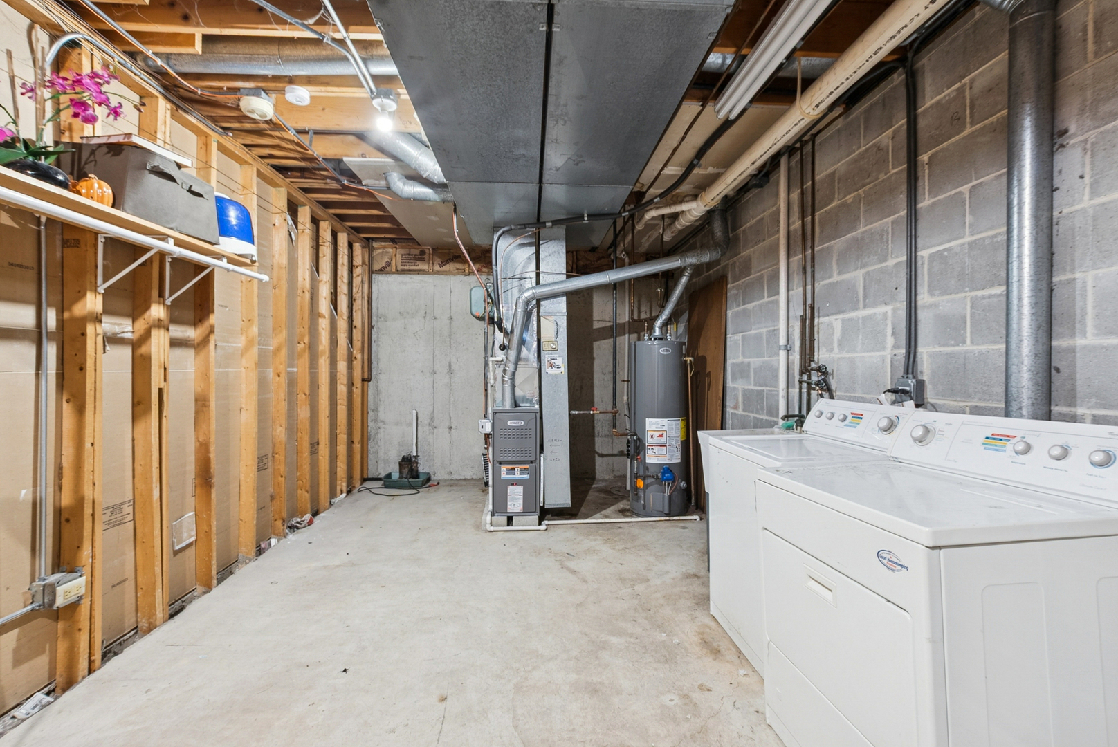 1429 Woodhollow Drive Property Photo 17