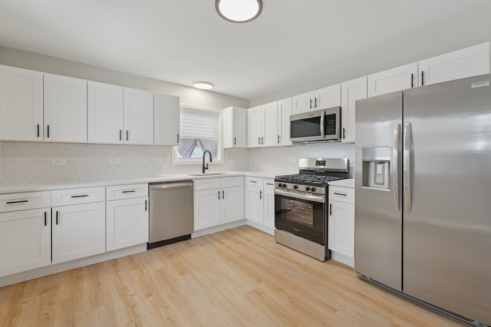 26 E Normandy Drive Property Photo 7