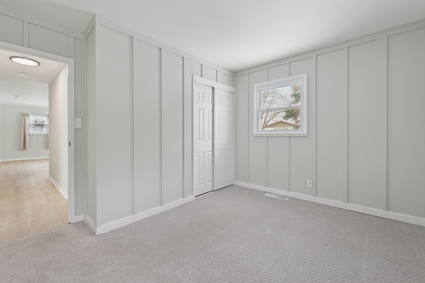 26 E Normandy Drive Property Photo 11