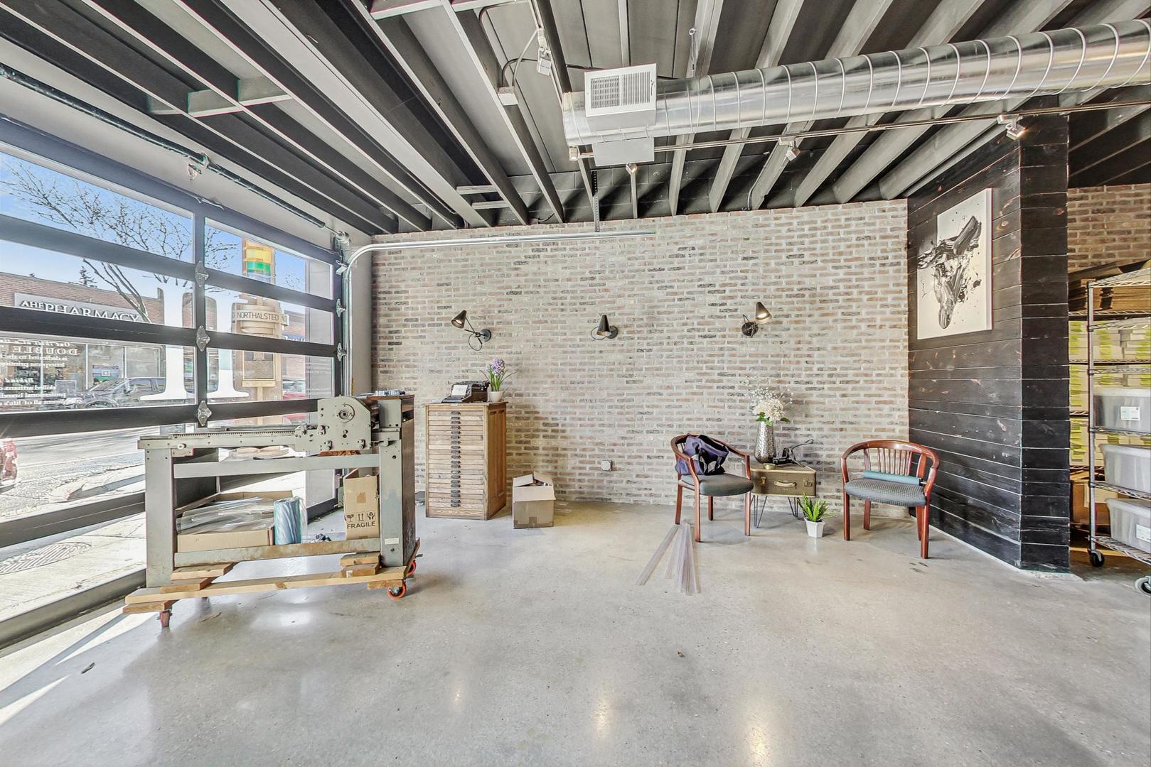 3316 N Halsted Street Property Photo 4