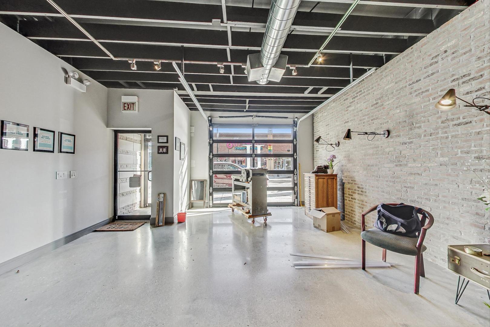 3316 N Halsted Street Property Photo 5