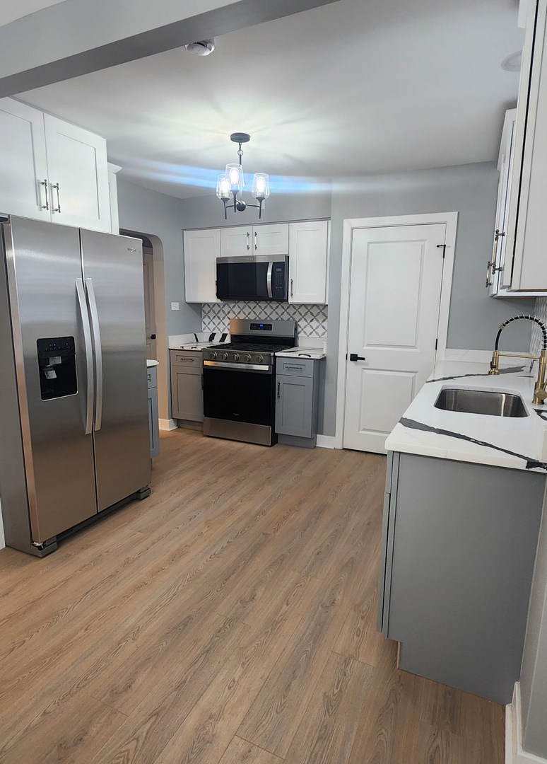 12563274 Property Photo 3