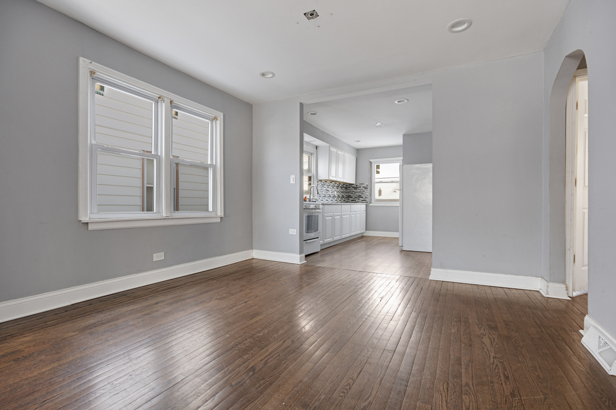 12338 S Elizabeth Street Property Photo 5