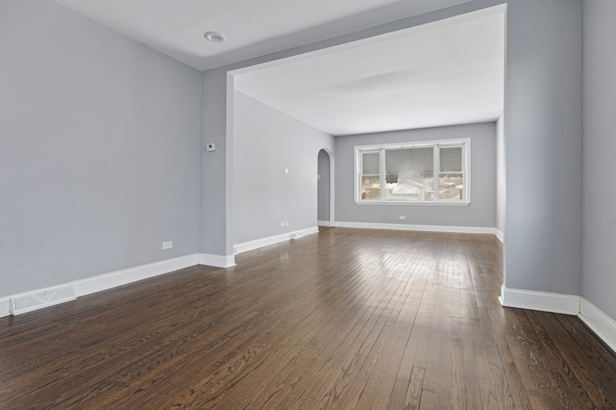 12338 S Elizabeth Street Property Photo 6