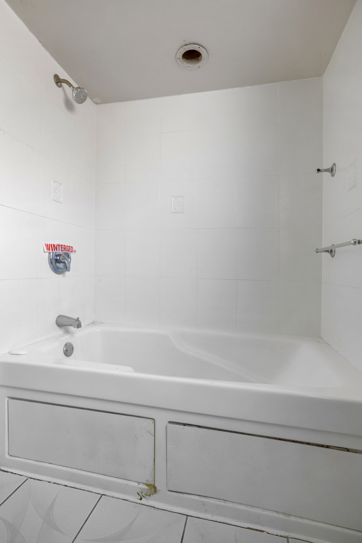 12338 S Elizabeth Street Property Photo 13