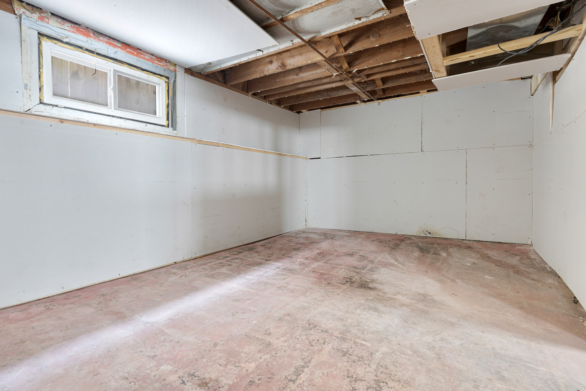 12338 S Elizabeth Street Property Photo 15