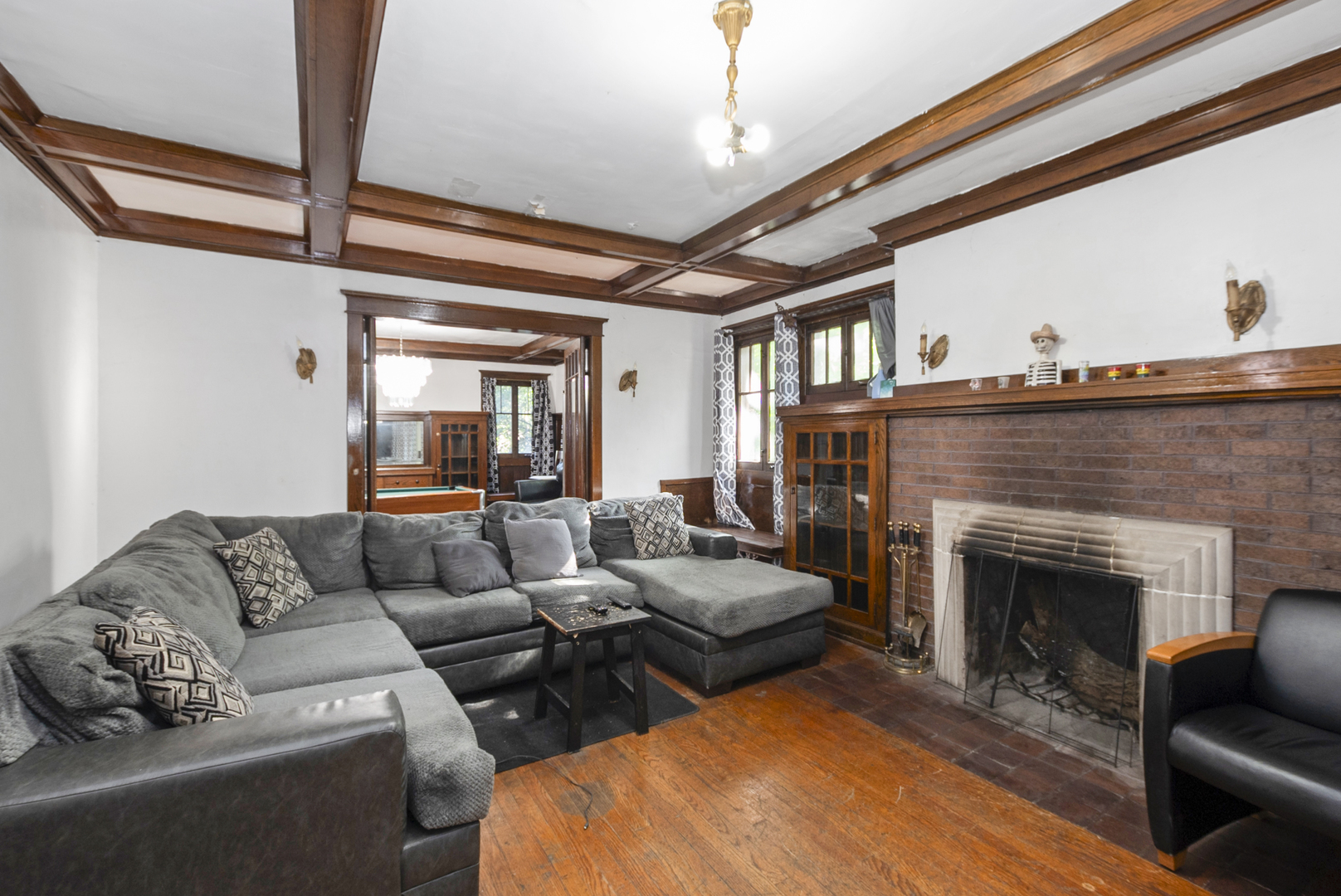 14119 Lincoln Avenue Property Photo 9