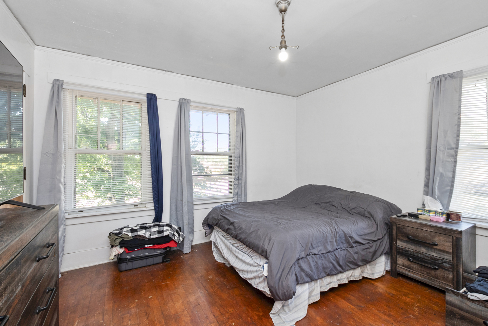 14119 Lincoln Avenue Property Photo 13