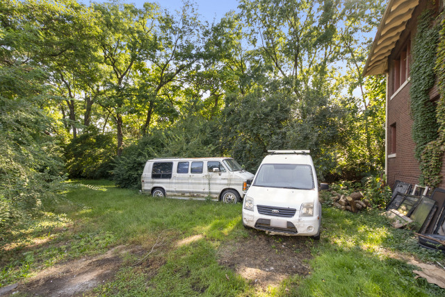 14119 Lincoln Avenue Property Photo 19
