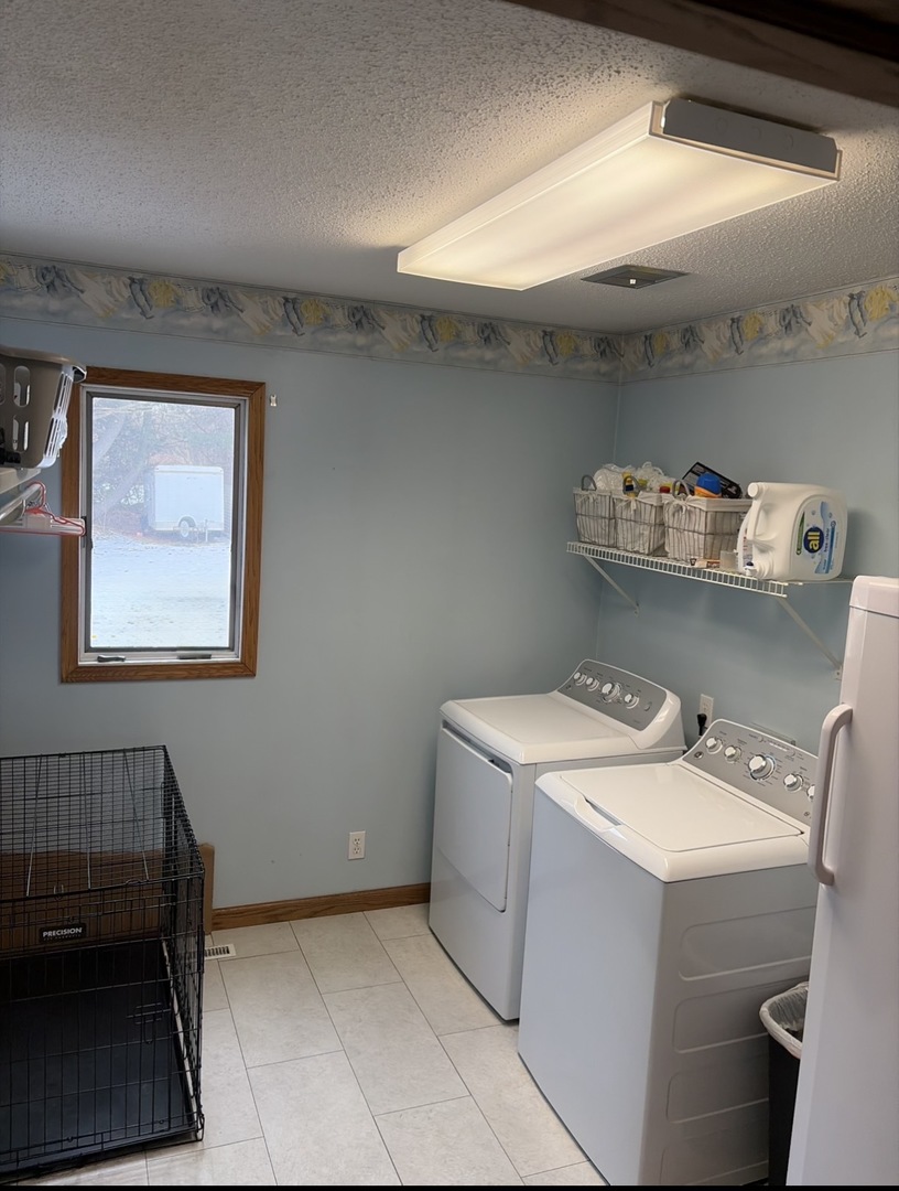 5009 Whispering Pine Circle Property Photo 16