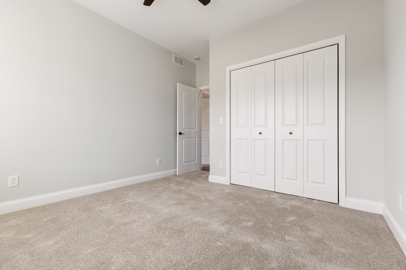 2206 Maggie Lane Property Photo 10