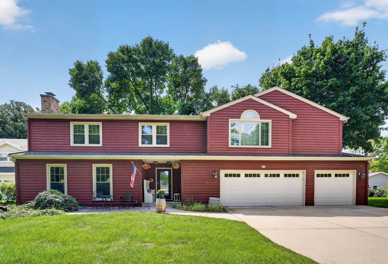 624 Virginia Court Property Photo 1