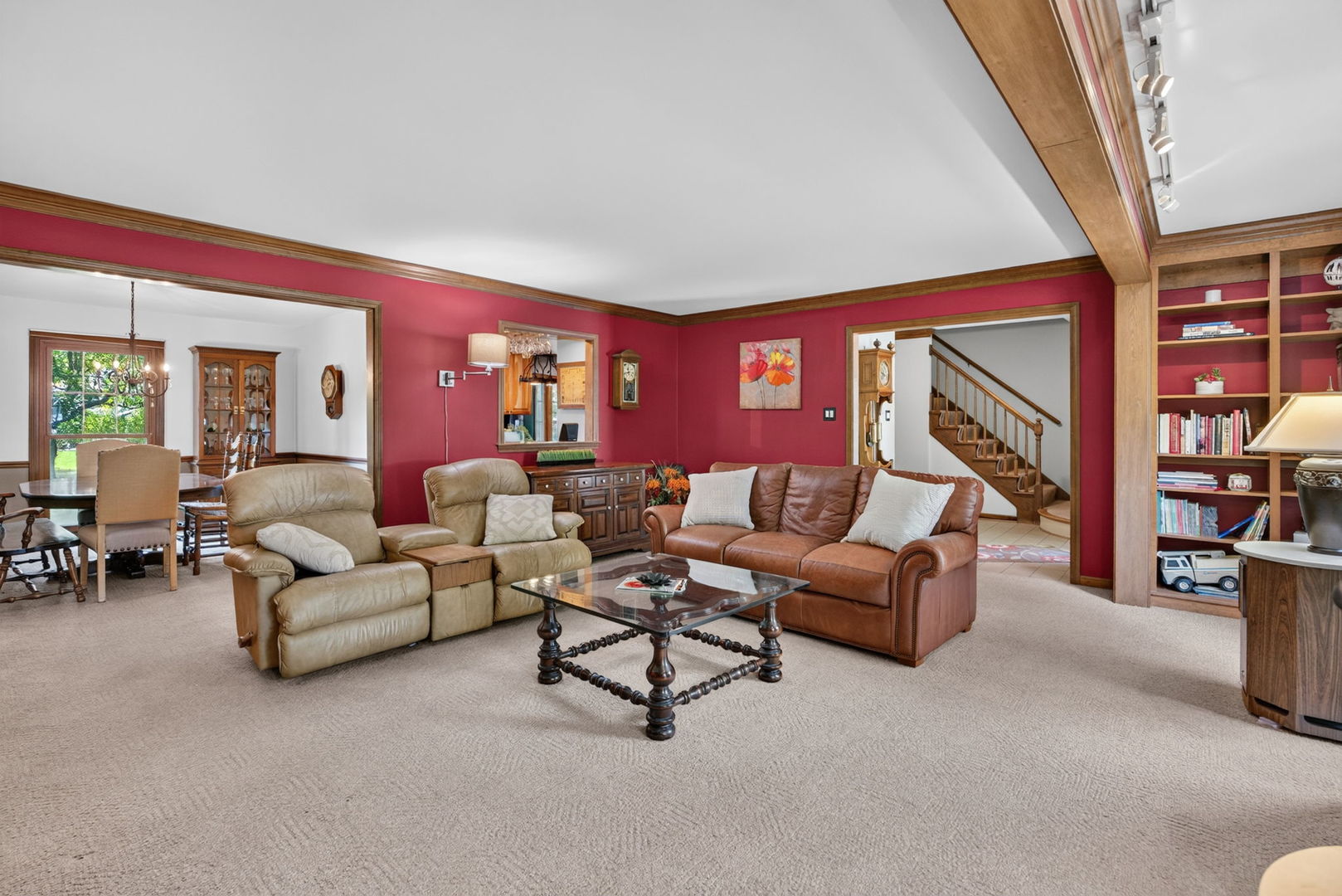 624 Virginia Court Property Photo 5