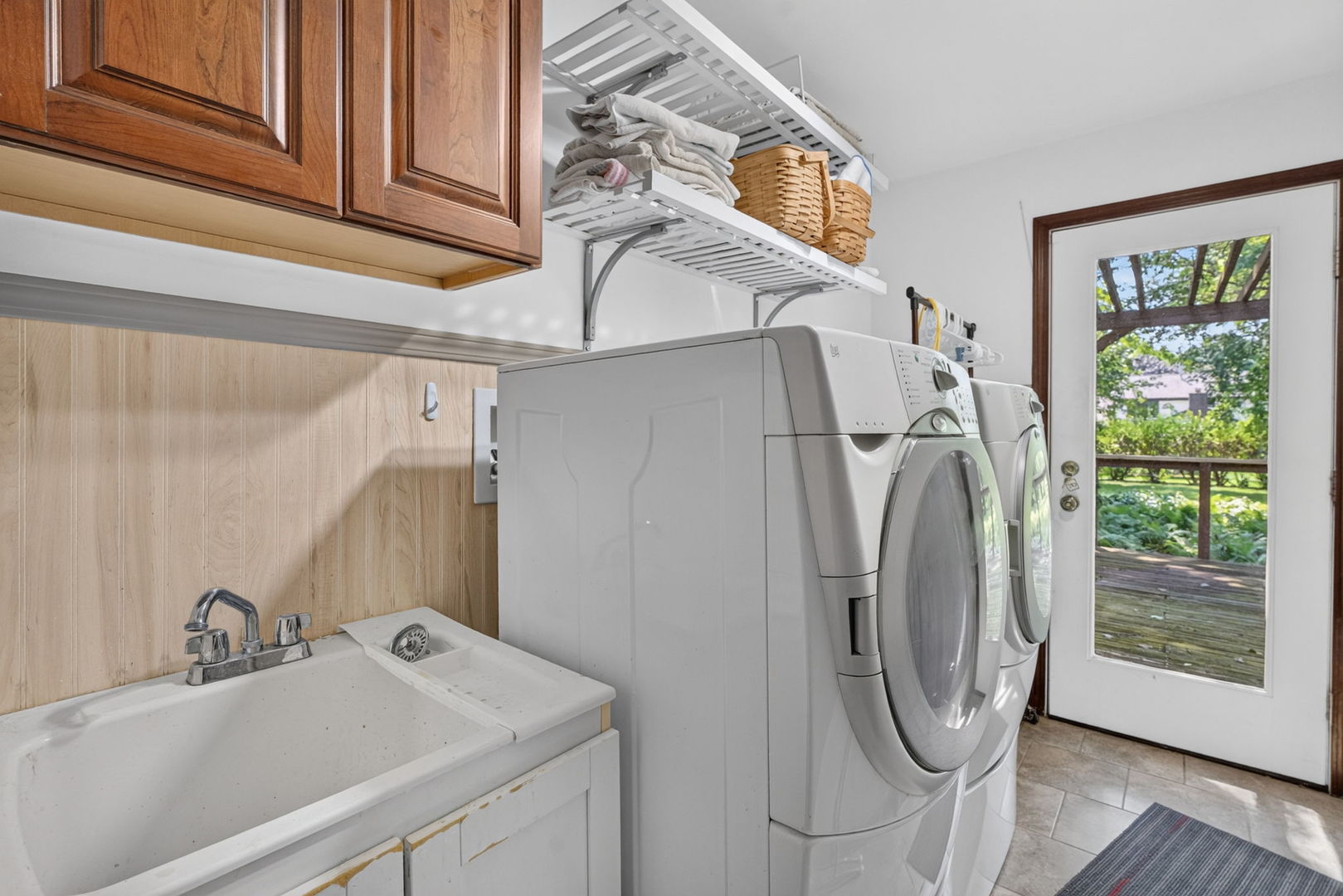624 Virginia Court Property Photo 16