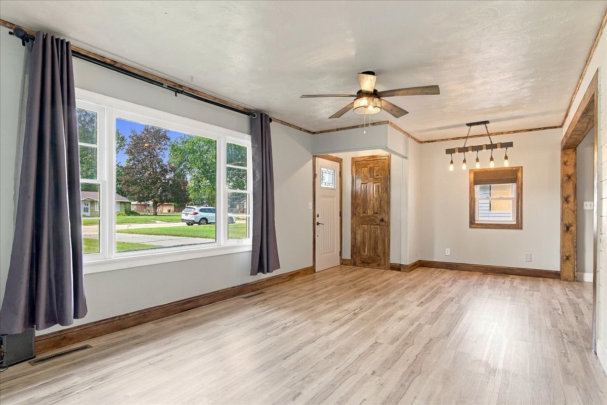 1808 20th Avenue Property Photo 3