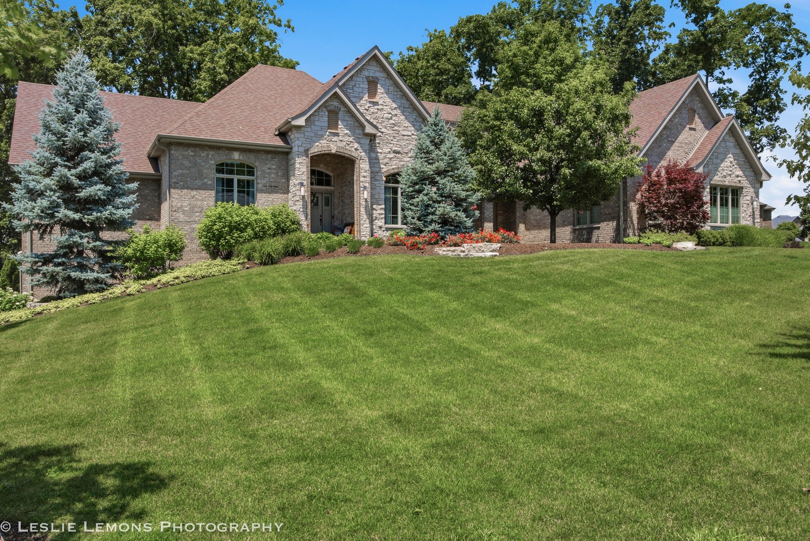 16270 Lakewood Path Property Photo 1