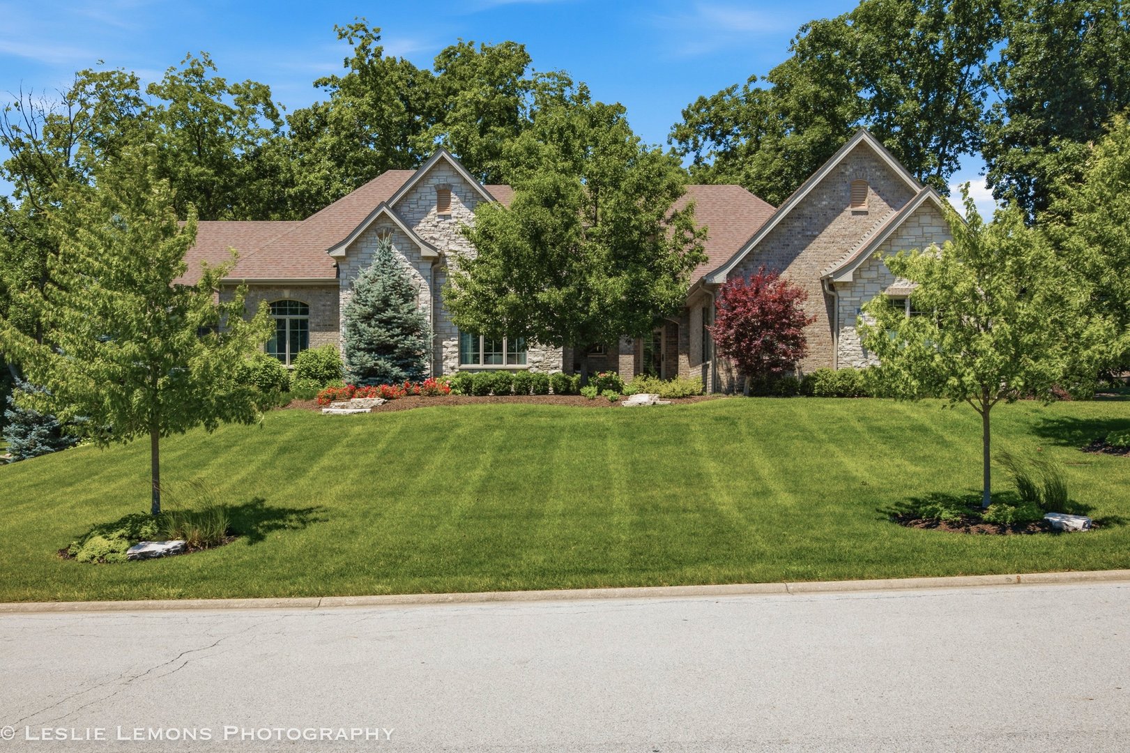 16270 Lakewood Path Property Photo 4
