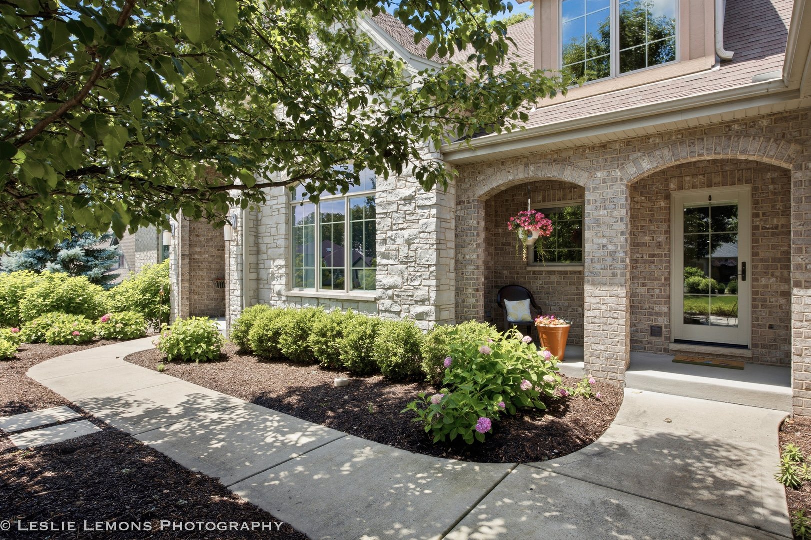 16270 Lakewood Path Property Photo 5